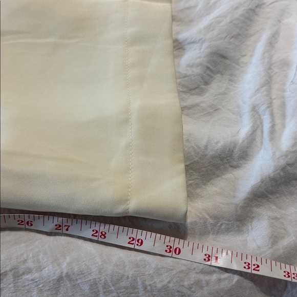 Mac Duggal Ivory Crepe Halter Neck Flower Detail Jumpsuit - Picture 11 of 16